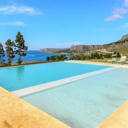 Cala Azzurra بيت للعطل *