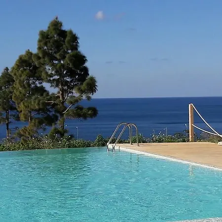 Cala Azzurra بيت للعطل