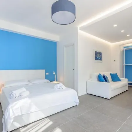 Cala Azzurra بيت للعطل